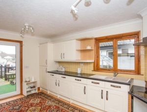 Kitchen2