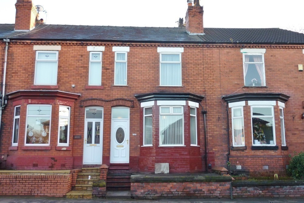 245 Lovely Lane, Warrington